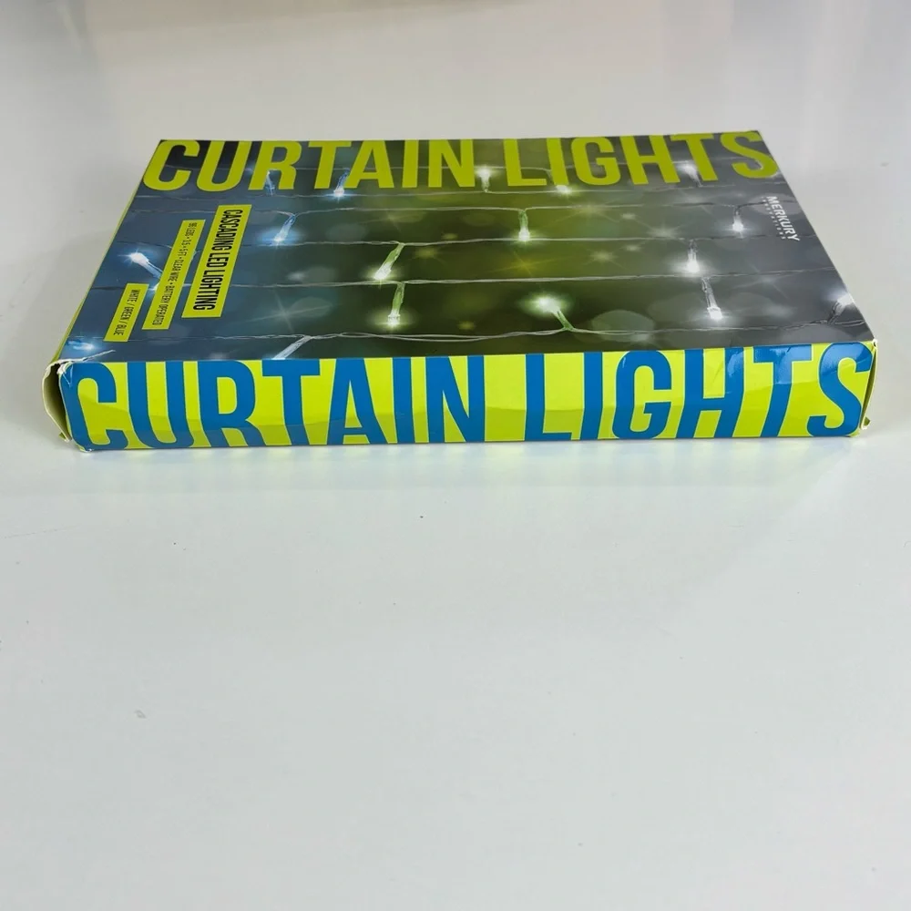 Cascading 96 LED Curtain Lights - White and Green 3.5 × 5 feet